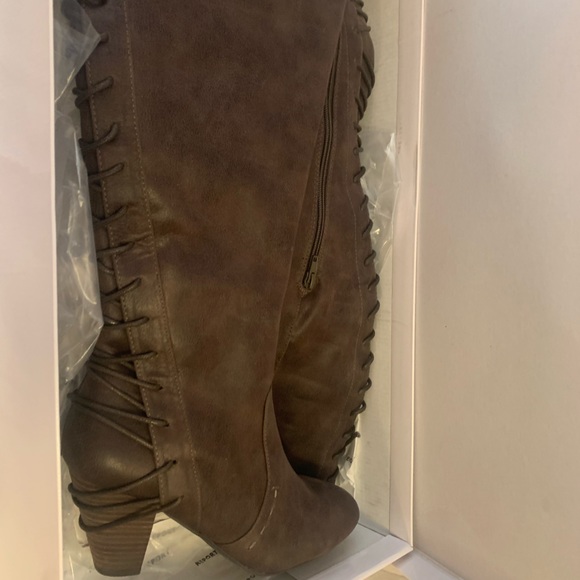 Report Brown Knee High Boots - Picture 2 of 8